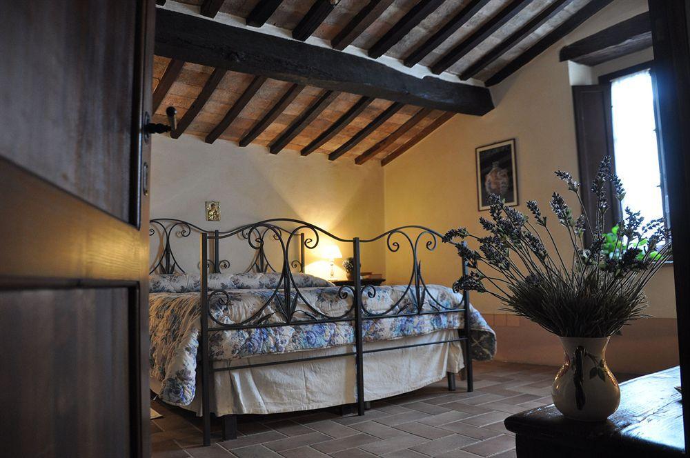 Готель Borgo Castelvecchi Residenza Depoca Радда-ін-К'янті Екстер'єр фото